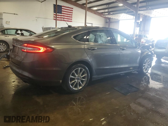 2018 Ford Fusion SE with VIN 3FA6P0PUXJR123360, listed as a Copart auction lot 65339715 with 113,635 mi miles and Salvage title. Bid and sale history available at DreamBid. Image 3.