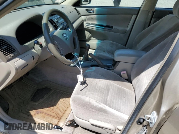 2005 Toyota Camry STD z VIN JTDBE32K850302413, wystawiony jako Copart lot #60884445 z przebiegiem 342 219 mil mil oraz Czysty tytuł • Clean title. Historia ofert i sprzedaży dostępna na DreamBid. Obrazek 7.