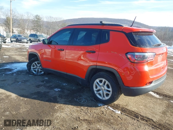 2018 Jeep Compass Sport with VIN 3C4NJCAB8JT124347, listed as a IAAI auction lot 41349666 with 122,058 mi miles. Bid and sale history available at carsss.com. Image 3.