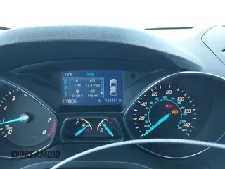 2014 Ford Escape SE with VIN 1FMCU0GX2EUB22357, listed as a IAAI auction lot 41838568 with 164,481 mi miles. Bid and sale history available at carsss.com. Image 7.