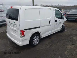 2019 Nissan NV200 Compact Cargo S with VIN 3N6CM0KN9KK706662, listed as a IAAI auction lot 41684979 with 58,988 mi miles. Bid and sale history available at carsss.com. Image 4.