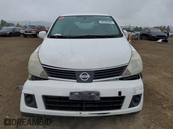 2007 Nissan Versa SL z VIN 3N1BC13E87L414432, wystawiony jako Copart lot #52630485 z przebiegiem 251 374 mil mil oraz Szkoda całkowita • Salvage title. Historia ofert i sprzedaży dostępna na DreamBid. Obrazek 5.