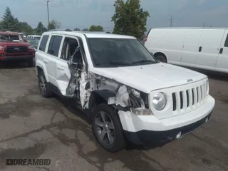 2016 Jeep Patriot High Altitude Edition with VIN 1C4NJRFBXGD581414, listed as a IAAI auction lot 40207301 with 116,826 mi miles. Bid and sale history available at carsss.com. Image 1.