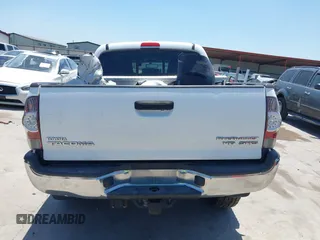 2010 Toyota Tacoma PreRunner with VIN 3TMJU4GN4AM097994, listed as a IAAI auction lot 42443615 with 109,060 mi miles and . Bid and sale history available at DreamBid. Image 17.