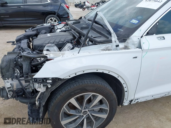 2022 Audi Q5 S line Premium Plus with VIN WA1EAAFY0N2133918, listed as a IAAI auction lot 42075042 with 54,322 mi miles and . Bid and sale history available at DreamBid. Image 6.