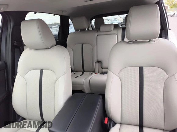 2024 Mazda CX-90 Preferred Plus с VIN JM3KKCHD2R1114205, выставлен на аукционе Copart как лот 47430075 с пробегом 17 662 миль миль и Списание • Salvage title. История ставок и продаж доступна на DreamBid. Изображение 10.