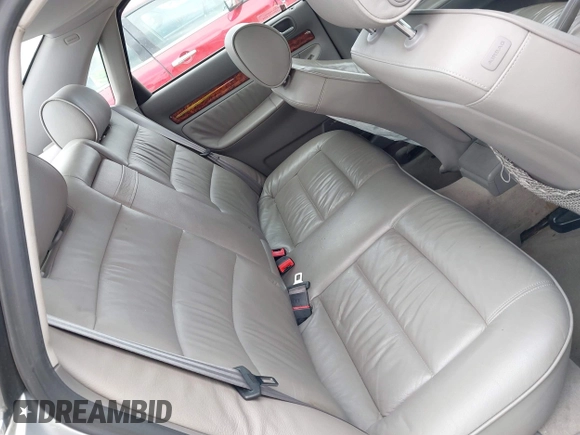 2001 Audi A4 with VIN WAUDH68DX1A010693, listed as a IAAI auction lot 42445405 with 191,684 mi miles and . Bid and sale history available at DreamBid. Image 8.