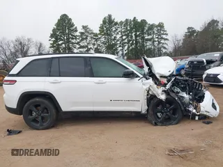 2023 Jeep Grand Cherokee Limited with VIN 1C4RJHBG6PC533640, listed as a IAAI auction lot 41499772 with Not provided miles and . Bid and sale history available at DreamBid. Image 13.
