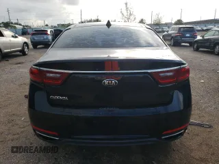 2017 Kia Cadenza Premium with VIN KNALC4J1XH5039385, listed as a Copart auction lot 69033414 with 135,541 mi miles and Clean Title. Bid and sale history available at carsss.com. Image 6.