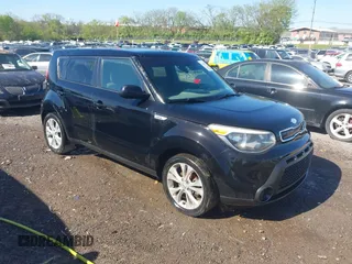 2015 Kia Soul + with VIN KNDJP3A56F7132174, listed as a IAAI auction lot 42009228 with 218,441 mi miles. Bid and sale history available at carsss.com. Image 1.
