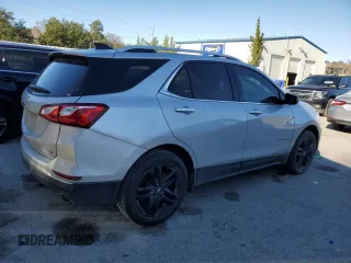 2020 Chevrolet Equinox LT with VIN 2GNAXLEX8L6249222, listed as a Copart auction lot 87157694 with 50,666 mi miles and Salvage Title. Bid and sale history available at carsss.com. Image 3.