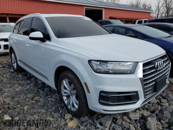 2017 Audi Q7 Premium Plus with VIN WA1LAAF76HD018067, listed as a Copart auction lot 47616985 with 138,717 mi miles and Salvage title. Bid and sale history available at DreamBid. Image 4.