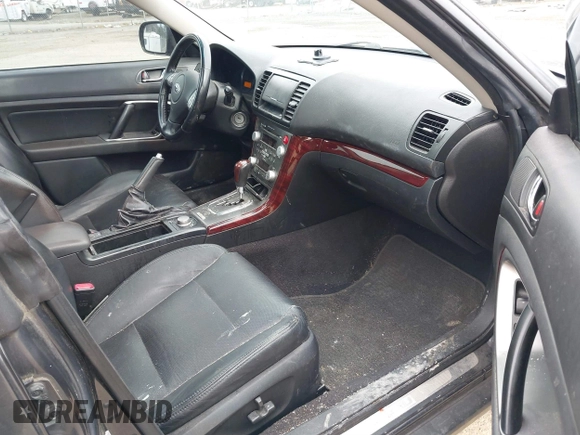 2008 Subaru Outback XT Limited z VIN 4S4BP63C384312469, wystawiony jako IAAI lot #41627601 z przebiegiem 206 179 mil mil oraz . Historia ofert i sprzedaży dostępna na DreamBid. Obrazek 5.