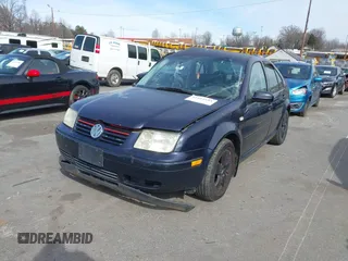 2000 Volkswagen Jetta GL z VIN 3VWRA29M2YM113489, wystawiony jako IAAI lot #41611184 z przebiegiem 210 865 mil mil oraz . Historia ofert i sprzedaży dostępna na DreamBid. Obrazek 2.