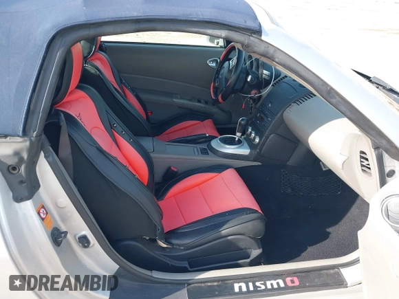 2007 Nissan 350Z Touring with VIN JN1BZ36A27M654486, listed as a IAAI auction lot 41416395 with 132,401 mi miles. Bid and sale history available at carsss.com. Image 5.