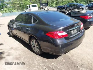 2011 Infiniti M with VIN JN1BY1APXBM324672, listed as a IAAI auction lot 42214163 with 187,424 mi miles. Bid and sale history available at carsss.com. Image 3.