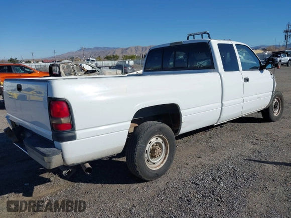 1997 Dodge Ram 2500 with VIN 3B7KC23Z7VM514356, listed as a IAAI auction lot 41670620 with 308,060 mi miles. Bid and sale history available at carsss.com. Image 4.