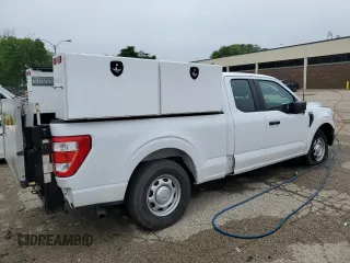 2021 Ford F-150 XL with VIN 1FTEX1C81MKE24869, listed as a Copart auction lot 61052235 with 73,034 mi miles and Clean title. Bid and sale history available at DreamBid. Image 3.