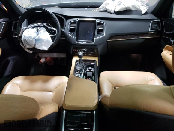 2019 Volvo XC90 Momentum with VIN YV4A22PK1K1425643, listed as a Copart auction lot 36574993 with 59,243 mi miles. Bid and sale history available at carsss.com. Image 8.