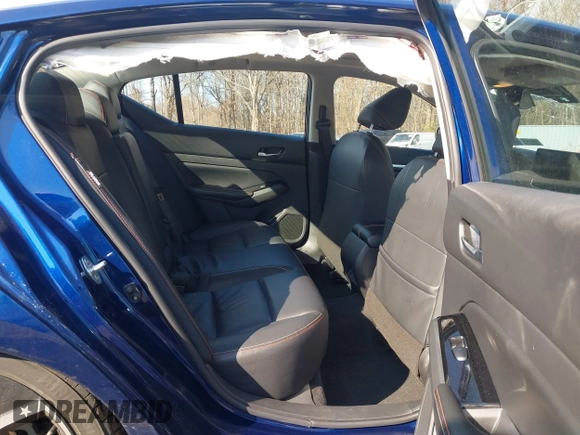 2024 Nissan Altima SR z VIN 1N4BL4CV7RN318069, wystawiony jako IAAI lot #41866453 z przebiegiem 17 378 mil mil oraz . Historia ofert i sprzedaży dostępna na DreamBid. Obrazek 8.