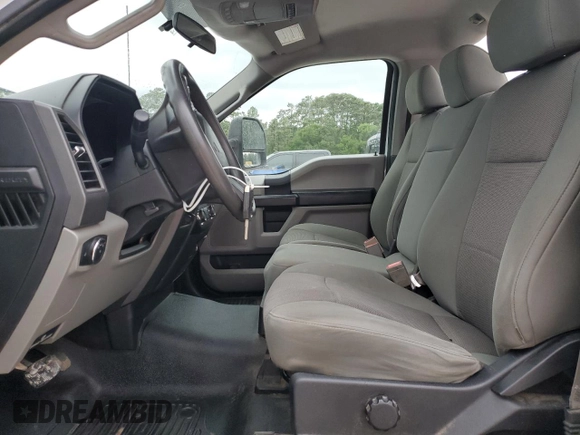 2018 Ford F-350 with VIN 1FDRF3H62JEC12561, listed as a Copart auction lot 53706305 with 151,367 mi miles and Salvage title. Bid and sale history available at DreamBid. Image 7.