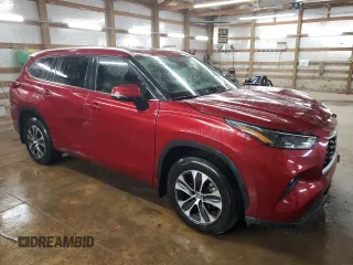 2023 Toyota Highlander L z VIN 5TDKDRAHXPS034122, wystawiony jako Copart lot #60903815 z przebiegiem 38 458 mil mil oraz Czysty tytuł • Clean title. Historia ofert i sprzedaży dostępna na DreamBid. Obrazek 4.