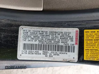 2002 Lexus IS 300 with VIN JTHBD192520053401, listed as a IAAI auction lot 42121818 with 110,536 mi miles. Bid and sale history available at carsss.com. Image 9.