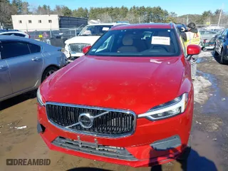 2018 Volvo XC60 Momentum with VIN LYV102RK8JB082200, listed as a IAAI auction lot 41683184 with 99,535 mi miles. Bid and sale history available at carsss.com. Image 12.
