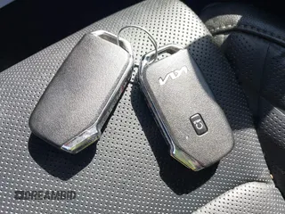 2022 Kia Sorento SX with VIN 5XYRK4LF8NG087513, listed as a IAAI auction lot 42038505 with 42,113 mi miles and . Bid and sale history available at DreamBid. Image 11.