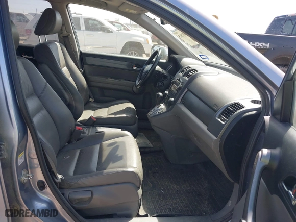 2008 Honda CR-V EX-L with VIN JHLRE38738C012992, listed as a IAAI auction lot 41802885 with 213,091 mi miles. Bid and sale history available at carsss.com. Image 5.