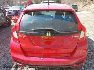 2018 Honda Fit Sport with VIN 3HGGK5H66JM711099, listed as a IAAI auction lot 41749349 with 10,021 mi miles. Bid and sale history available at carsss.com. Image 16.