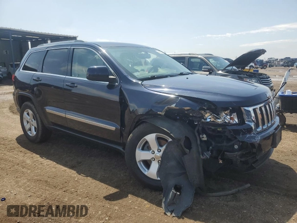 2011 Jeep Grand Cherokee Laredo with VIN 1J4RR4GG5BC703628, listed as a Copart auction lot 58626925 with 152,426 mi miles and Salvage title. Bid and sale history available at DreamBid. Image 4.