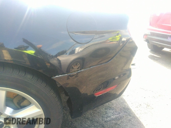 2015 Ford Mustang V6 с VIN 1FA6P8AM6F5373681, выставлен на аукционе IAAI как лот 42726545 с пробегом Не указан миль и . История ставок и продаж доступна на DreamBid. Изображение 13.