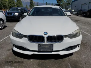 2014 BMW 3 Series 320i with VIN WBA3B1C59EK132901, listed as a Copart auction lot 50407035 with 91,615 mi miles and Salvage Title. Bid and sale history available at carsss.com. Image 5.