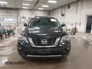 2017 Nissan Pathfinder SL with VIN 5N1DR2MM5HC636032, listed as a IAAI auction lot 41403929 with 160,232 mi miles. Bid and sale history available at carsss.com. Image 12.