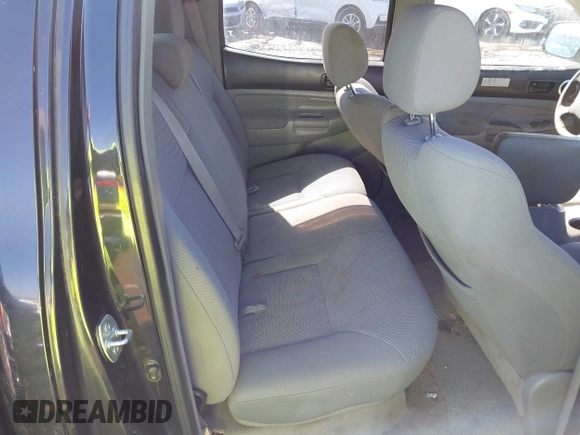 2008 Toyota Tacoma z VIN 5TELU42N78Z503599, wystawiony jako IAAI lot #41657166 z przebiegiem 227 630 mil mil oraz . Historia ofert i sprzedaży dostępna na DreamBid. Obrazek 8.