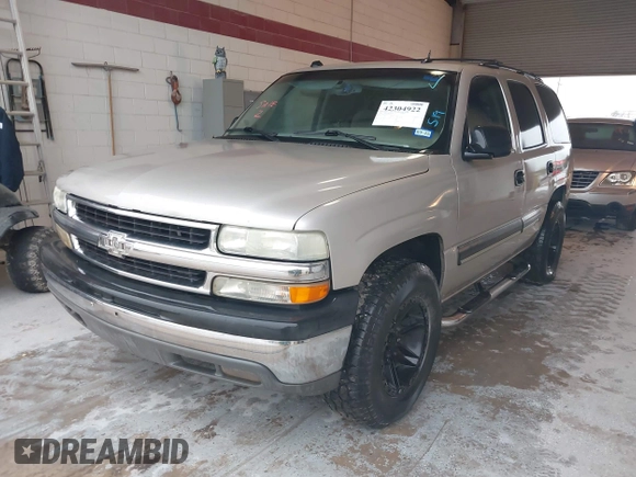 2004 Chevrolet Tahoe LS z VIN 1GNEC13Z34R191127, wystawiony jako IAAI lot #42304922 z przebiegiem 196 684 mil mil oraz . Historia ofert i sprzedaży dostępna na DreamBid. Obrazek 2.