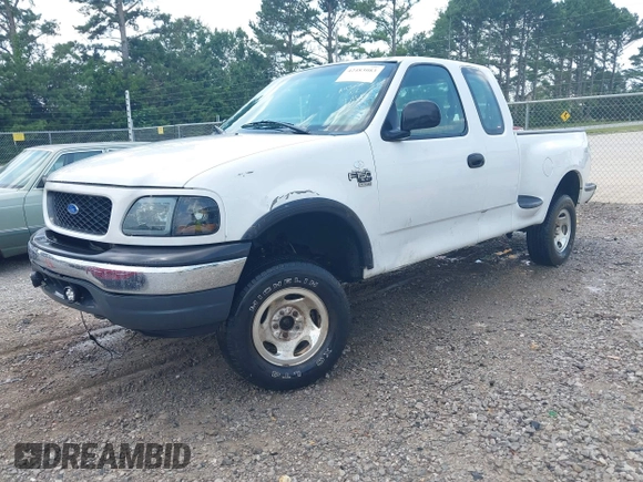 2003 Ford F-150 с VIN 2FTRX08W53CA43029, выставлен на аукционе IAAI как лот 42483083 с пробегом 311 710 миль миль и . История ставок и продаж доступна на DreamBid. Изображение 2.