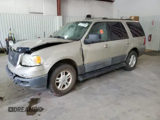 2004 Ford Expedition Special Service z VIN 1FMRU15W94LA96774, wystawiony jako Copart lot #51732085 z przebiegiem 249 080 mil mil oraz Szkoda całkowita • Salvage title. Historia ofert i sprzedaży dostępna na DreamBid. Obrazek 1.