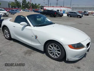 2003 BMW Z4 2.5i with VIN 4USBT334X3LS46762, listed as a IAAI auction lot 42174982 with 117,692 mi miles and . Bid and sale history available at DreamBid. Image 1.