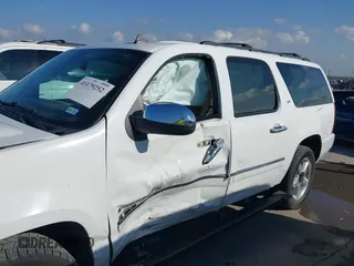 2010 Chevrolet Suburban LTZ with VIN 1GNUKKE34AR189475, listed as a IAAI auction lot 41179252 with 127,132 mi miles. Bid and sale history available at carsss.com. Image 6.