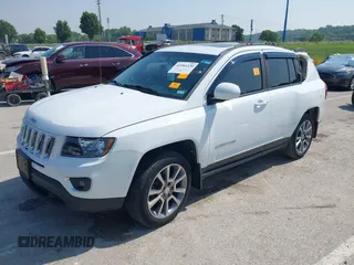 2016 Jeep Compass High Altitude z VIN 1C4NJDEB8GD534564, wystawiony jako IAAI lot #42384328 z przebiegiem 74 953 mil mil oraz . Historia ofert i sprzedaży dostępna na DreamBid. Obrazek 2.
