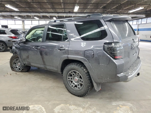 2022 Toyota 4Runner TRD Off Road Premium with VIN JTERU5JRXN5973740, listed as a Copart auction lot 46648495 with 28,001 mi miles and Salvage Title. Bid and sale history available at carsss.com. Image 2.