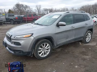 2016 Jeep Cherokee High Altitude with VIN 1C4PJLDB6GW229136, listed as a IAAI auction lot 41675568 with 146,533 mi miles. Bid and sale history available at carsss.com. Image 2.