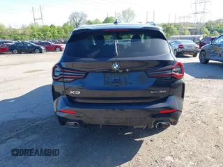 2024 BMW X3 xDrive30i z VIN 5UX53DP08R9V36583, wystawiony jako IAAI lot #42128986 z przebiegiem 9 mil mil oraz . Historia ofert i sprzedaży dostępna na DreamBid. Obrazek 17.