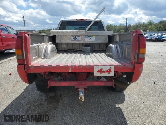2000 Chevrolet Silverado 1500 with VIN 1GCEK14V7YE221413, listed as a Copart auction lot 48989804 with 0 mi miles and Non Repairable. Bid and sale history available at carsss.com. Image 6.