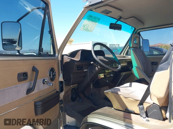 1987 Volkswagen Vanagon with VIN WV2YB0252HG069458, listed as a IAAI auction lot 41945327 with Not Provided miles and . Bid and sale history available at DreamBid. Image 18.