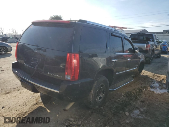 2009 Cadillac Escalade z VIN 1GYFK43589R179670, wystawiony jako Copart lot #43695985 z przebiegiem Nie podano mil oraz Szkoda całkowita • Salvage title. Historia ofert i sprzedaży dostępna na DreamBid. Obrazek 3.