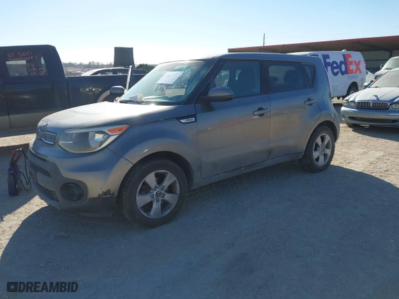 2017 Kia Soul with VIN KNDJN2A24H7487434, listed as a IAAI auction lot 41414887 with 102,972 mi miles. Bid and sale history available at carsss.com. Image 2.