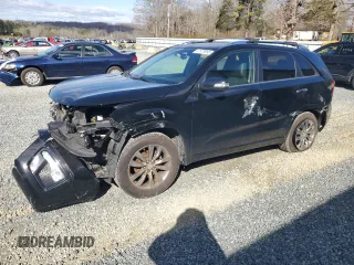 2013 Kia Sorento SX with VIN 5XYKW4A22DG396964, listed as a Copart auction lot 47879895 with 101,565 mi miles and Salvage Title. Bid and sale history available at carsss.com. Image 1.